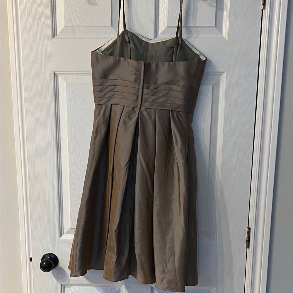 NWT- DaVinci Strapless Taupe Dress - Picture 3 of 4